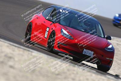 media/Nov-08-2025-Speed Ventures (Sat) [[1c7a6332f5]]/TC B/Session 2 (Turn 2)/